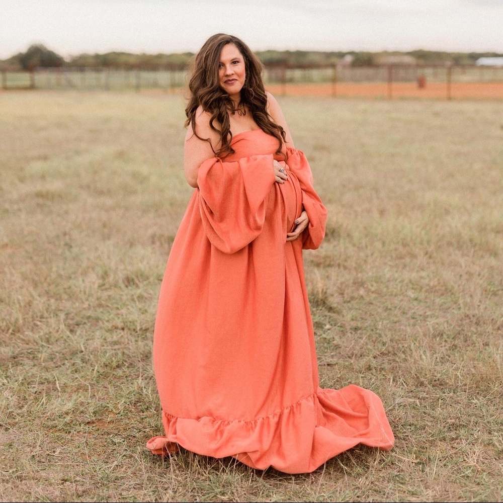 Maternity gown